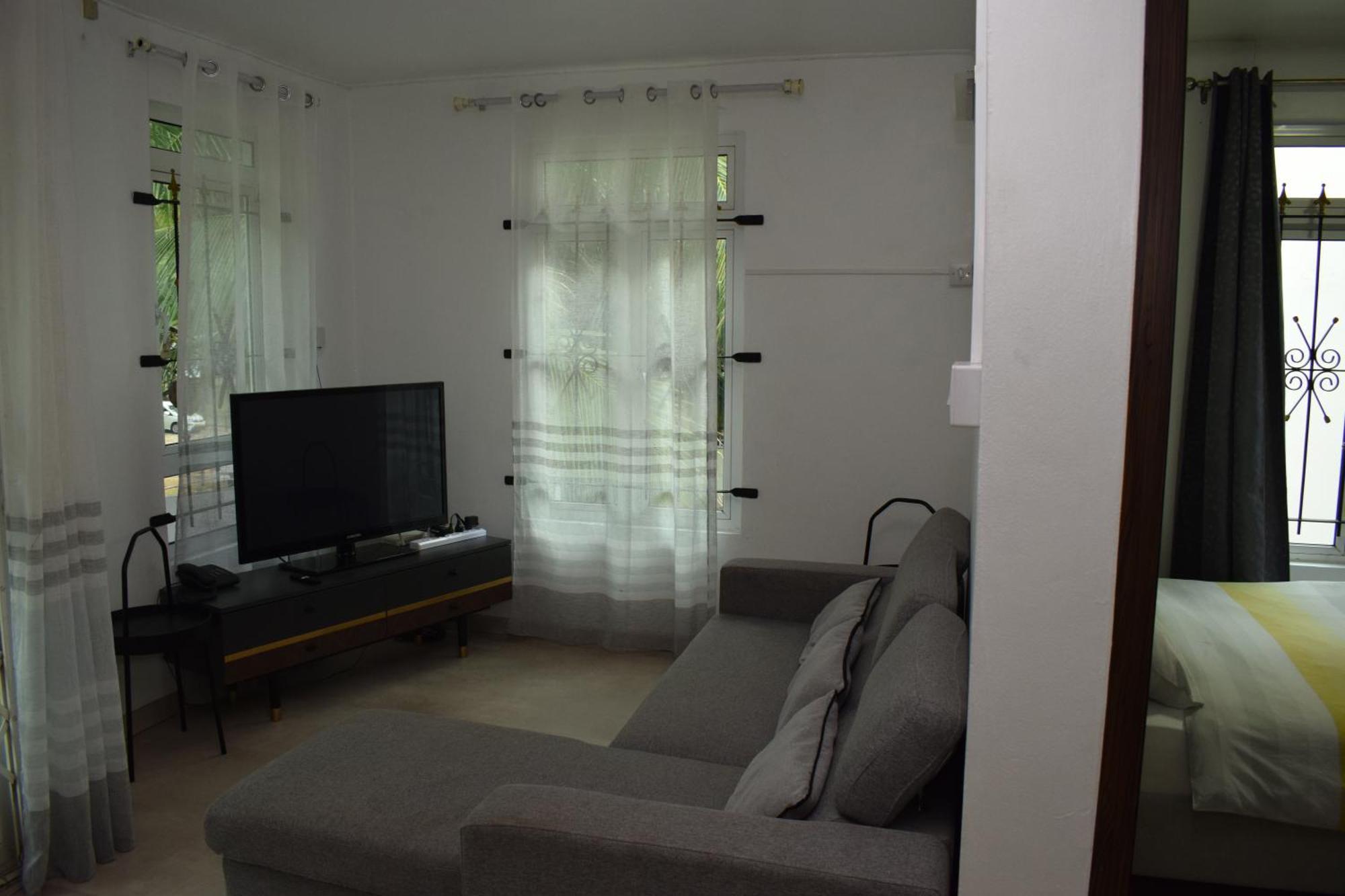 Sea Front Apartment Villa Flic-en-Flacq Exteriör bild